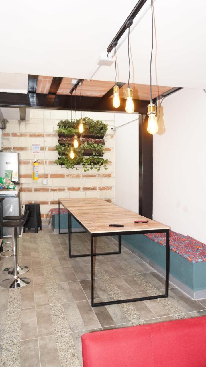 Nativo Hostel Меделин Екстериор снимка