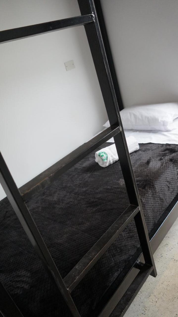 Nativo Hostel Меделин Екстериор снимка