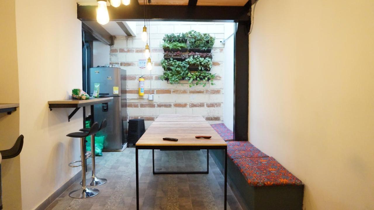 Nativo Hostel Меделин Екстериор снимка