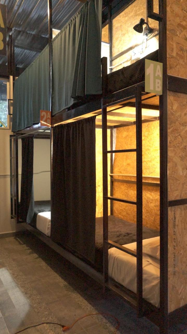 Nativo Hostel Меделин Екстериор снимка
