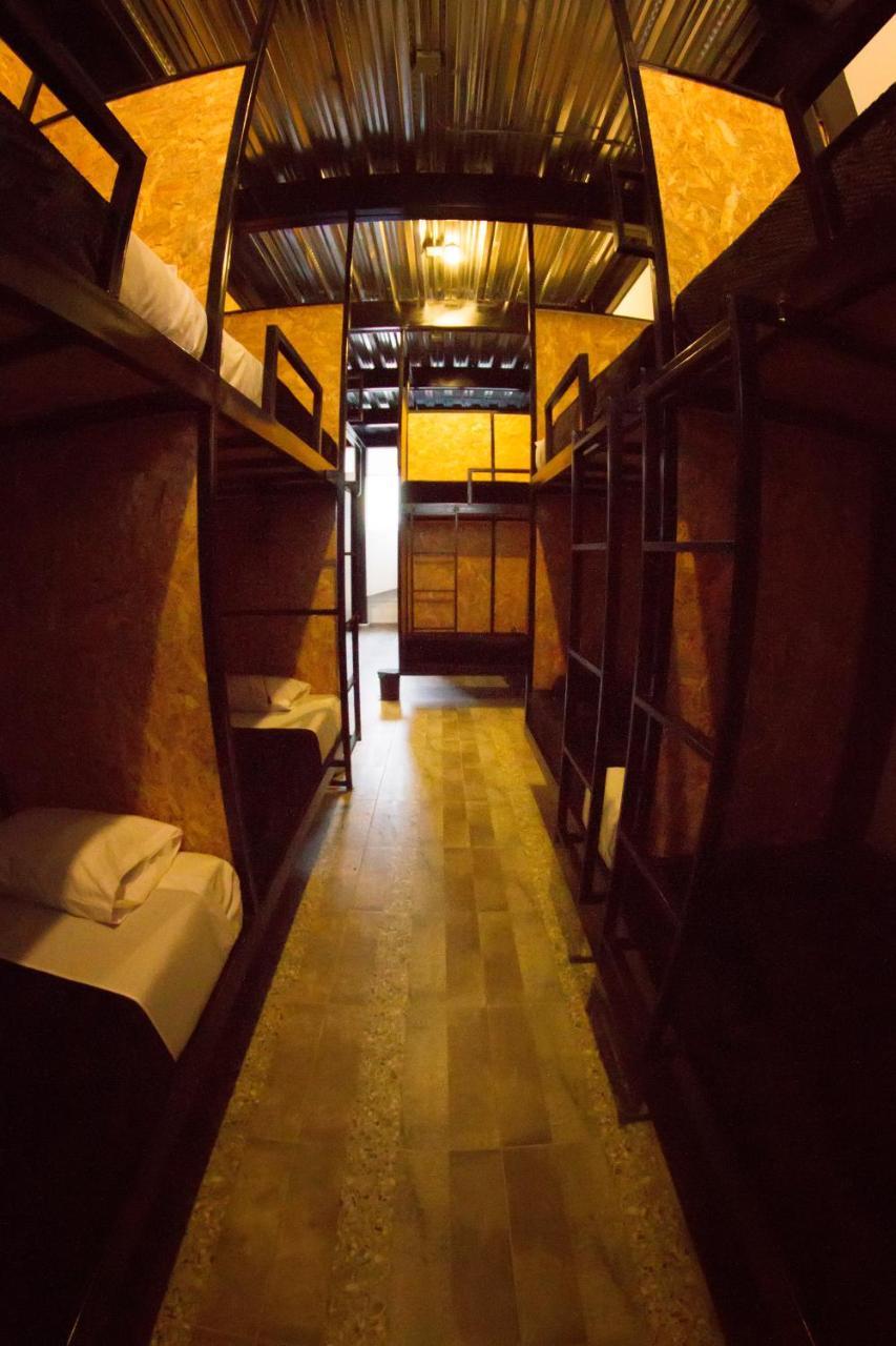 Nativo Hostel Меделин Екстериор снимка