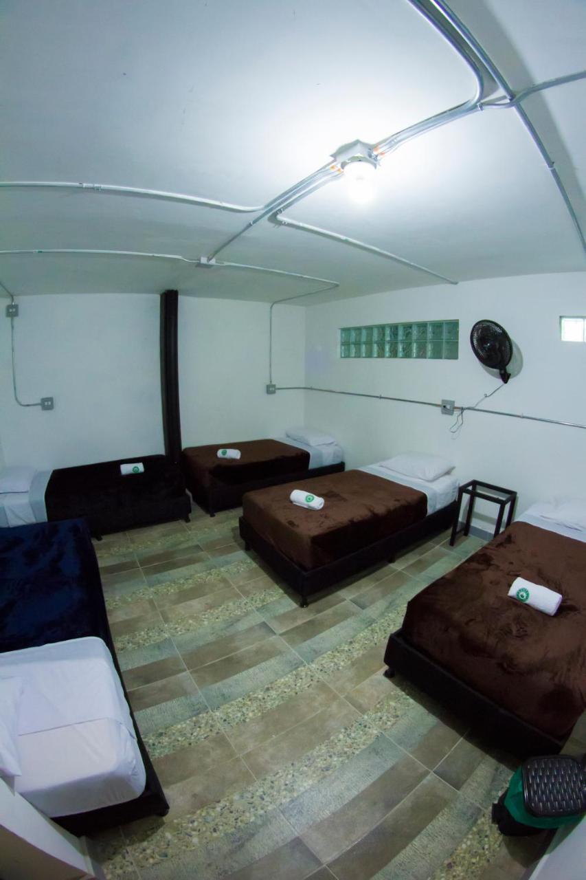Nativo Hostel Меделин Екстериор снимка