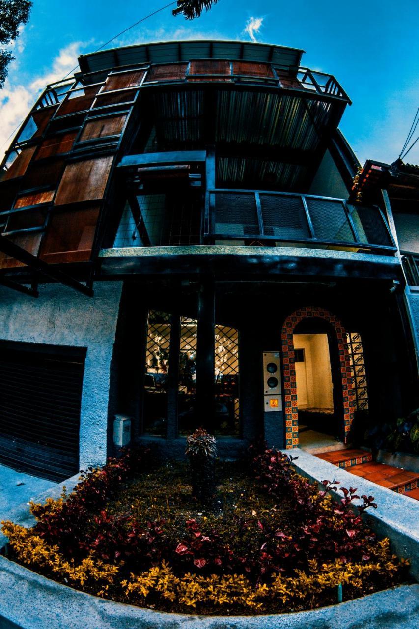 Nativo Hostel Меделин Екстериор снимка